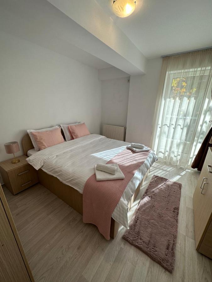 Fly Airport Residences & Therme-Self Check-In Otopeni Bagian luar foto