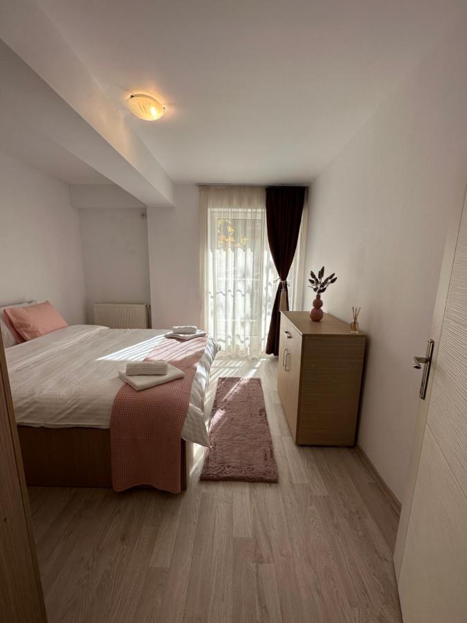 Fly Airport Residences & Therme-Self Check-In Otopeni Bagian luar foto