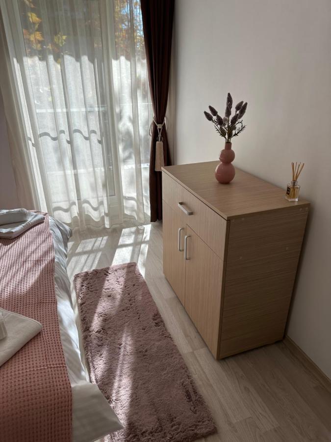 Fly Airport Residences & Therme-Self Check-In Otopeni Bagian luar foto