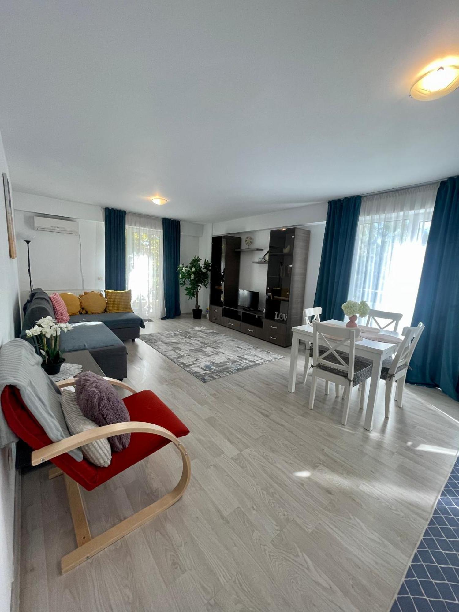 Fly Airport Residences & Therme-Self Check-In Otopeni Bagian luar foto