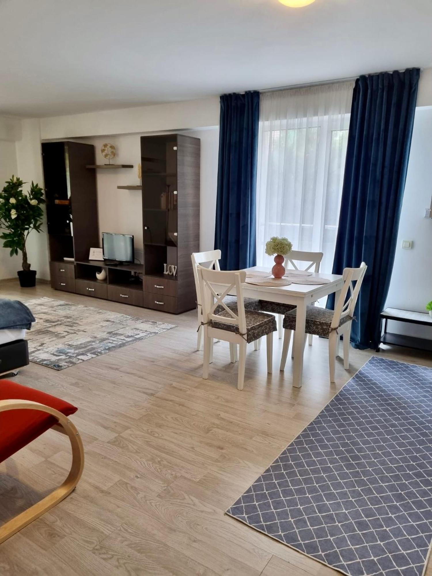 Fly Airport Residences & Therme-Self Check-In Otopeni Bagian luar foto